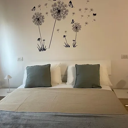 By Foot - House * Varenna