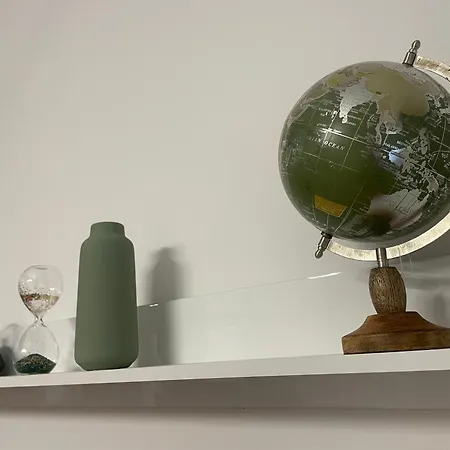 By Foot - House * Βαρένα