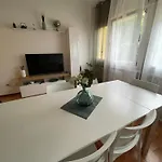 By Foot - House Апартаменты *